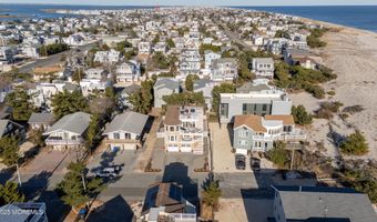 211 Stratford Ave, Beach Haven, NJ 08008