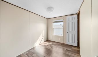 906 Sandy Beach Dr, Bullhead City, AZ 86442