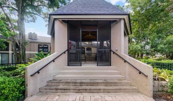 1055 KENSINGTON PARK Dr 205, Altamonte Springs, FL 32714