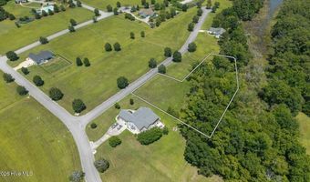 46 Carolina Way, Arapahoe, NC 28510