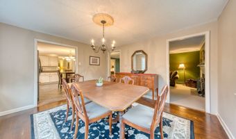 165 Oak Ridge Dr, Berlin, CT 06037