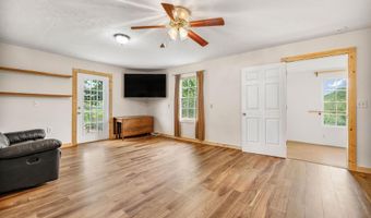 2205 S AMHERST Hwy, Amherst, VA 24521