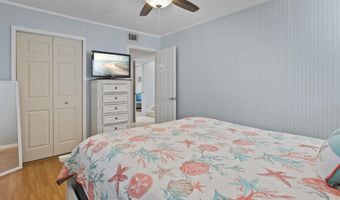 310 MAGNOLIA St, Atlantic Beach, FL 32233