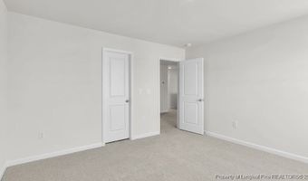 1052 Misty Creek Dr, Aberdeen, NC 28315