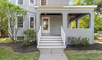 9 Spruce St, Belmont, MA 02478