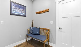 20 Pinnacle Ln, Bow, NH 03304