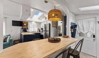 19921 WHALESHEAD Rd M2, Brookings, OR 97415