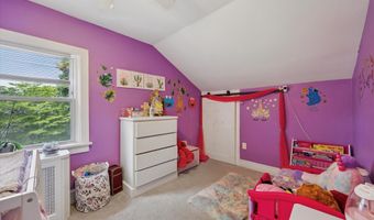 599 MASSACHUSETTS Ave, Aldan, PA 19018