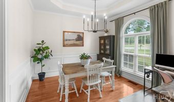 221 Creekside Dr, Arnoldsville, GA 30619