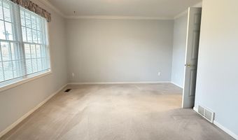 1307 N Dakota St, Aberdeen, SD 57401