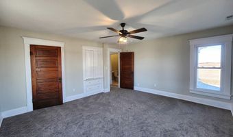 2083 Iowa Rd, Allerton, IA 50008