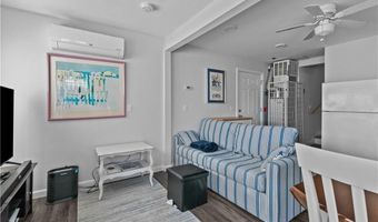 30 Warren Ave A, Middletown, RI 02842