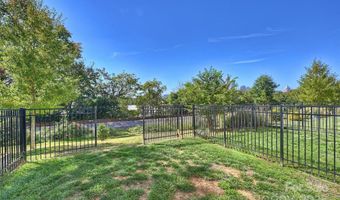 919 Cityscape Dr, Charlotte, NC 28205