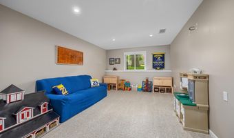 10930 Timberline Dr, Allendale, MI 49401