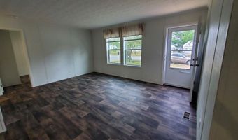70 Shepherd Dr, Bangor, ME 04401