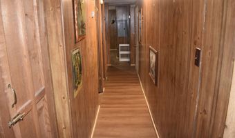 70 Green Head Ln, Altheimer, AR 72004
