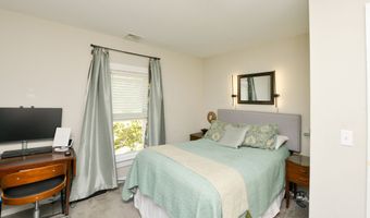 46 Lincoln St, Bristol, CT 06010