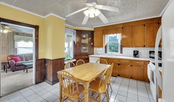 207 COMMERCE St, Harrington, DE 19952
