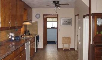 35 Treasure Rd, Narragansett, RI 02882