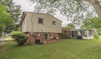 2707 Brandywine Dr, Ann Arbor, MI 48104