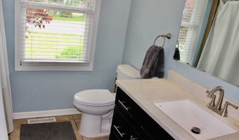 1323 Wisconsin Cir, Ames, IA 50014