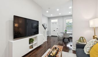 3563 6TH St NW, Washington, DC 20010