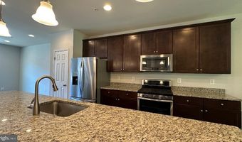 12817 RUSTIC ROCK Ln, Beltsville, MD 20705