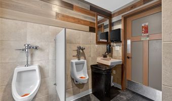 8713 Gravois Rd, Affton, MO 63123