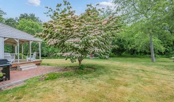 3528 Main St, Barnstable, MA 02630