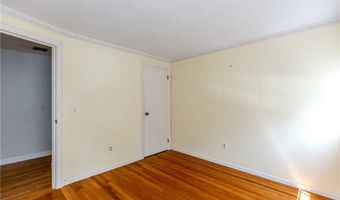 210 Essex Rd, North Kingstown, RI 02852