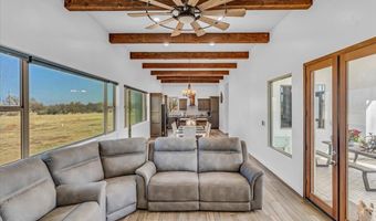 135 W Hawk Way, Amado, AZ 85645