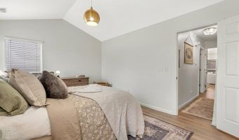 1716 Whispering Creek Dr C, Ballwin, MO 63021