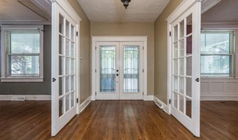 1113 State St, Alton, IL 62002