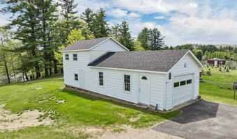 29 Main St, Alton, NH 03809