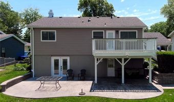 407 Palermo Dr, Ballwin, MO 63021
