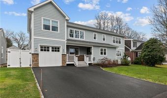 36 Keeher Ave, Newport, RI 02840