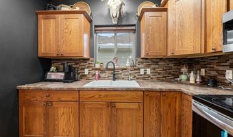 305 S Spring Pl, Brandon, SD 57005