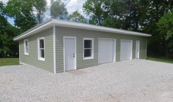 19 S Lester St, Bloomfield, IN 47424