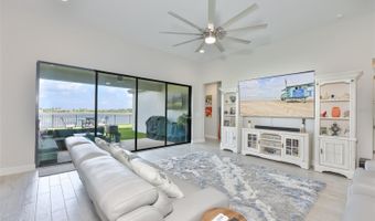 5379 EVERLONG Dr, Apollo Beach, FL 33572