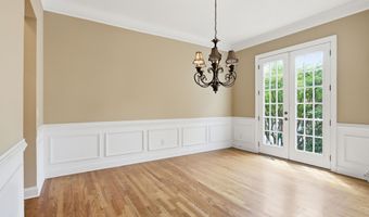 3011 Riverstone Trl 8, Atlanta, GA 30339