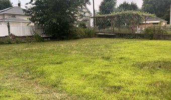 10 Essex St 2, Bellingham, MA 02019