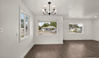204 Dewey St, Blackfoot, ID 83221