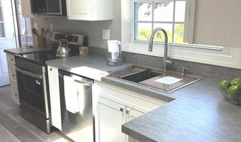 3 BAY VISTA Dr, Berlin, MD 21811