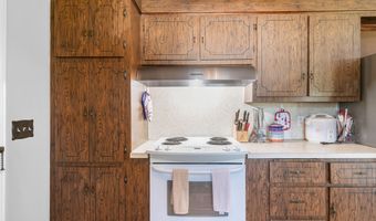 24 N Coe Ln, Ansonia, CT 06401