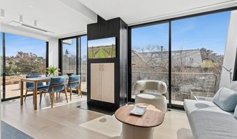 9 Ocean Ln, Amagansett, NY 11930