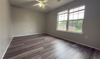 3207 SW Amberwood Dr 2, Bentonville, AR 72712