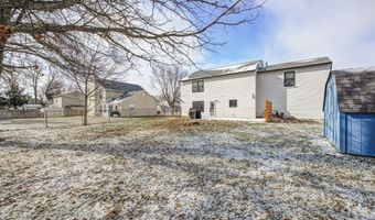 555 Hyannis Dr, Avon, IN 46123