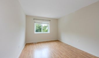 4627 LOGSDON Dr 51, Annandale, VA 22003