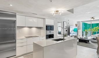 9521 E Bay Harbor Dr 705, Bay Harbor Islands, FL 33154