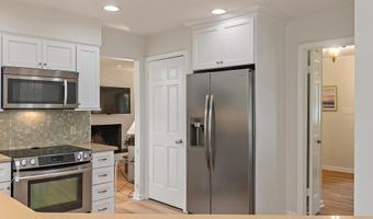 2657 CARROLLTON Rd, Annapolis, MD 21403